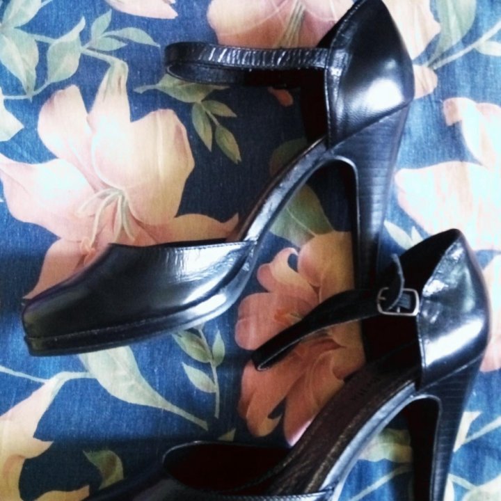 Туфли,р.37,новые