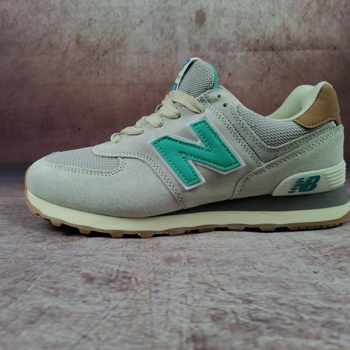 Кроссовки женские New Balance