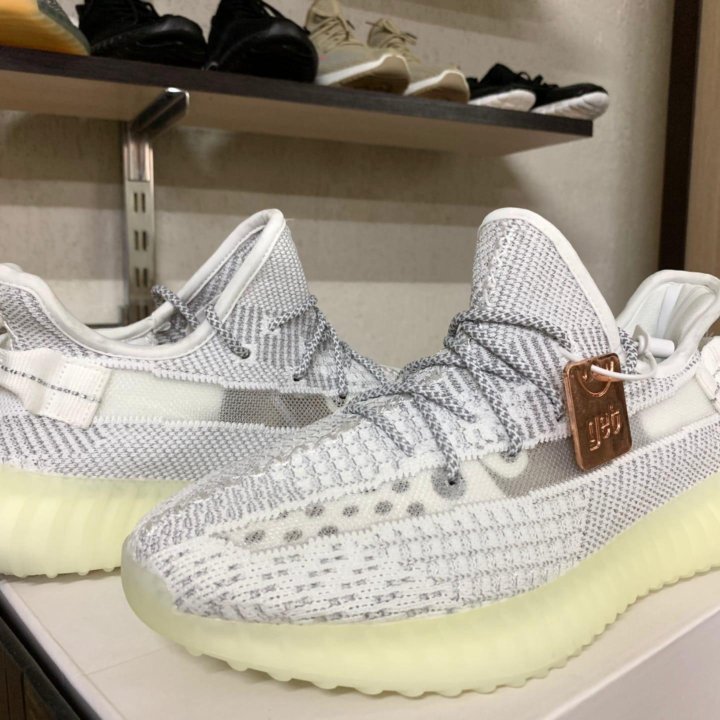 Кроссовки Adidas yeezy boost 350