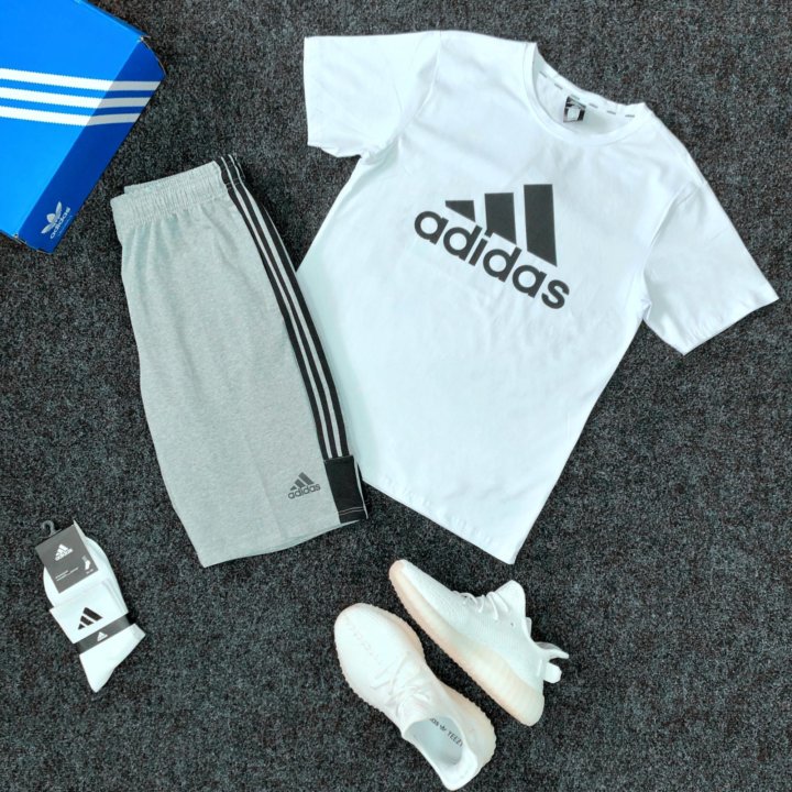 ✅ Футболка Adidas