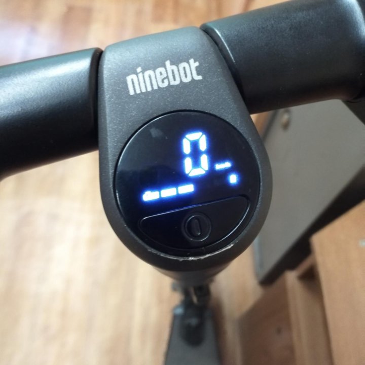 Электросамокат Ninebot KickScooter ES1