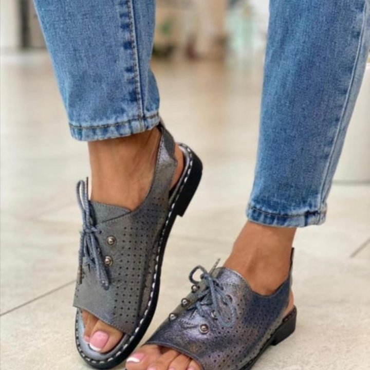 Босоножки. 37.