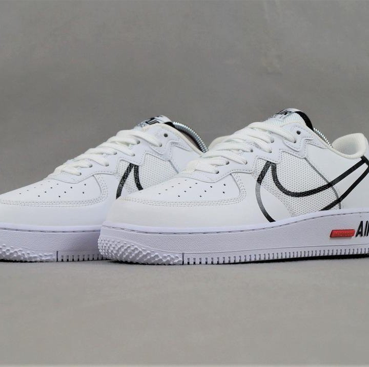 Кроссовки Nike Air Force