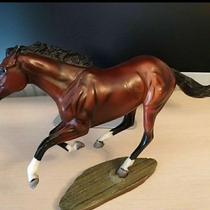 Лошадь Breyer Frankel