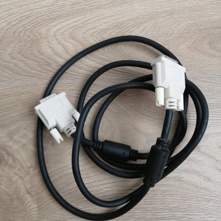 Новые провода DVI, VGA и шлейфы SATA для ПК