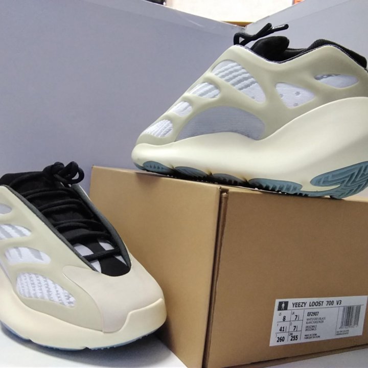 Кроссовки adidas yeezy boost 700 v3