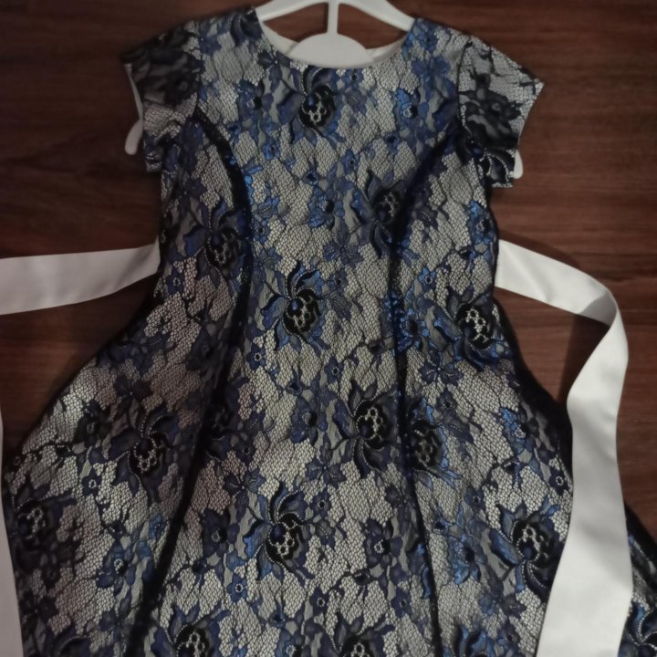 Платьев для девочки