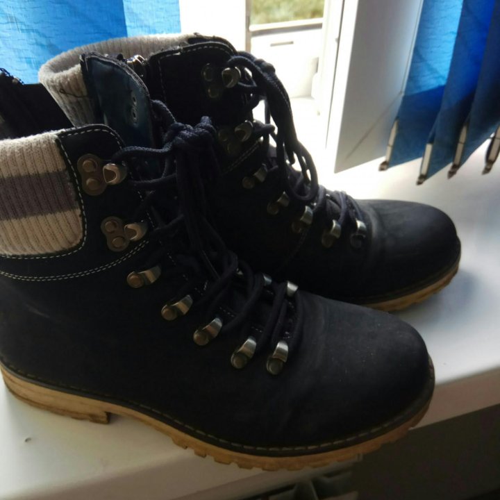 Ботинки р-р36