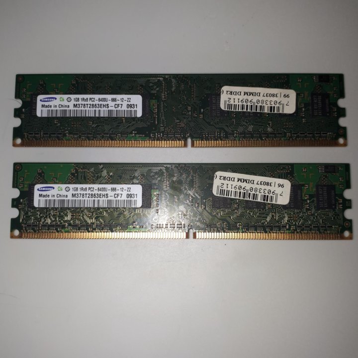 DDR2 1Gb PC2-6400U-666-12-ZZ