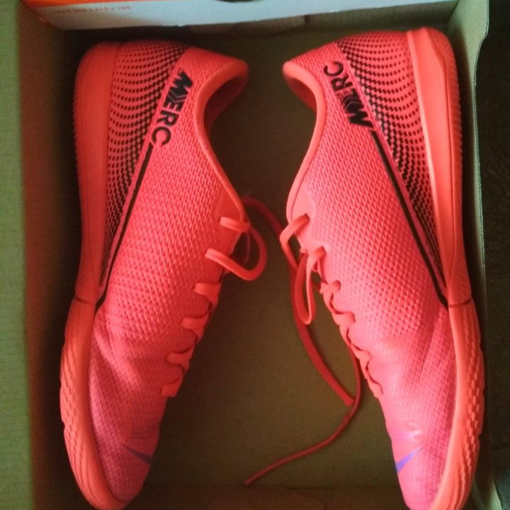 Фирменные футзалки (бутсы)⚽ Nike Mercurial