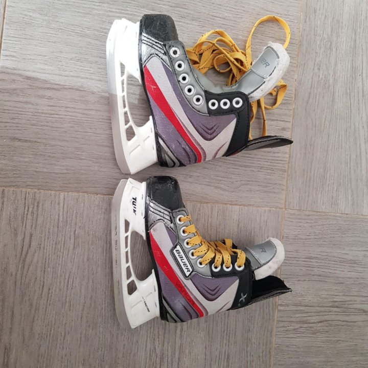 Коньки Bauer Vapor X.0 размер 10.R