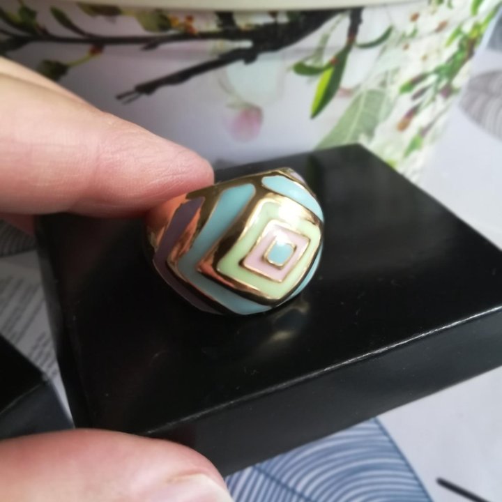 Кольца новые р. 20, 22