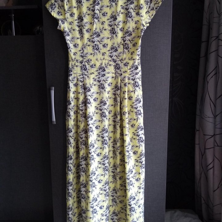 Продам платье