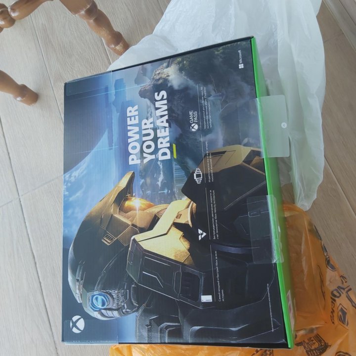 Коробка от xbox series x