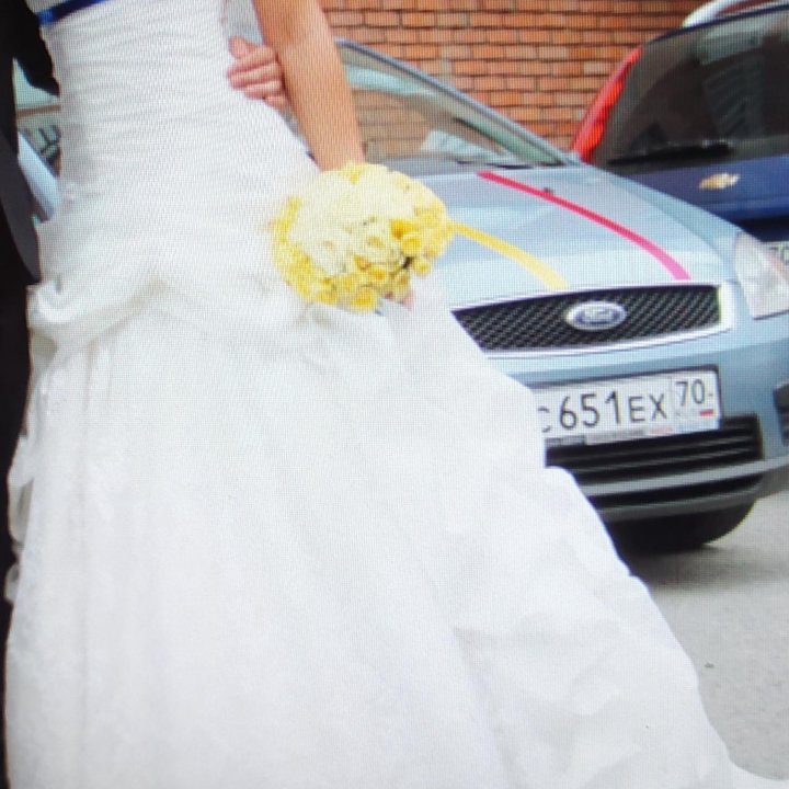 Свадебное платье