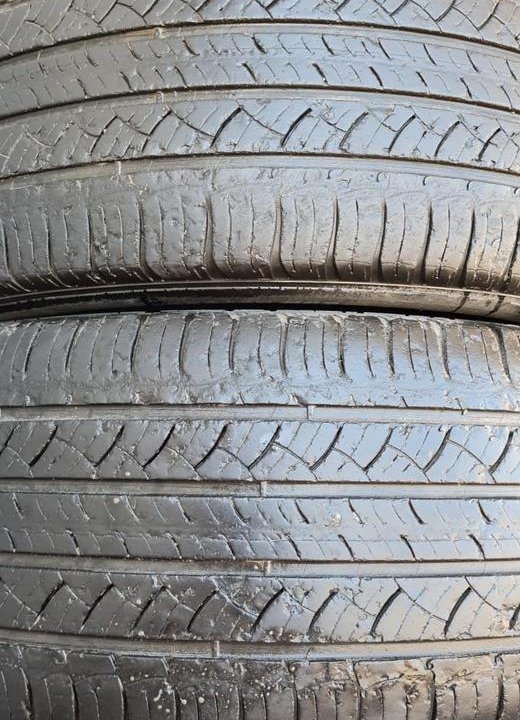 Шины лето бу Bridgestone 235-55R20 3-2-1шт подбор