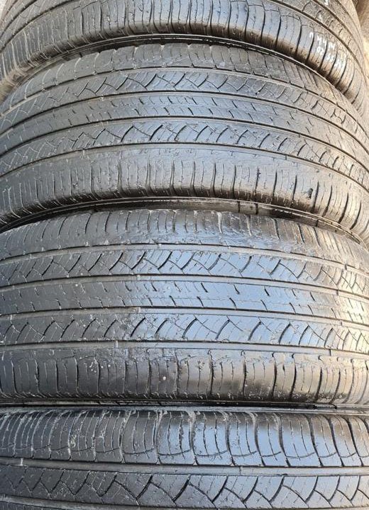 Шины лето бу Bridgestone 235-55R20 3-2-1шт подбор