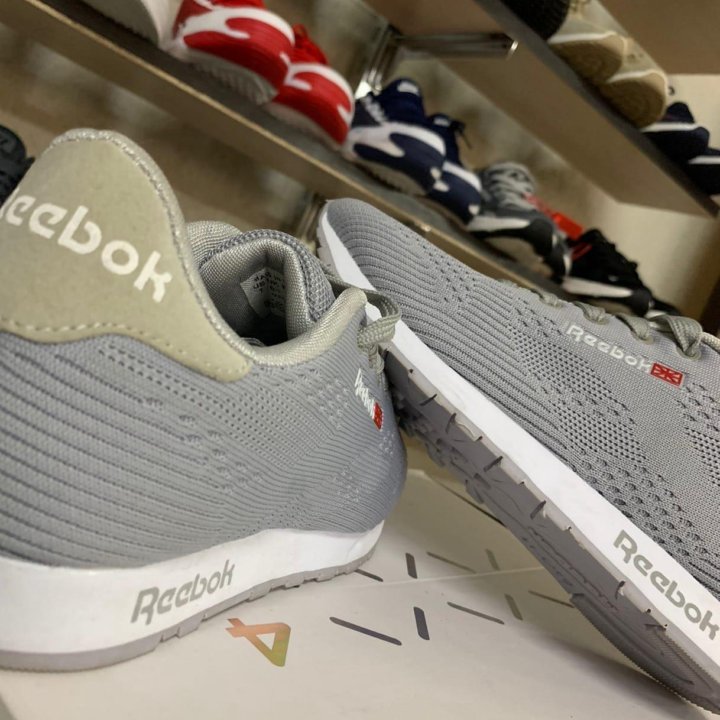 Женские Кроссовки Reebok