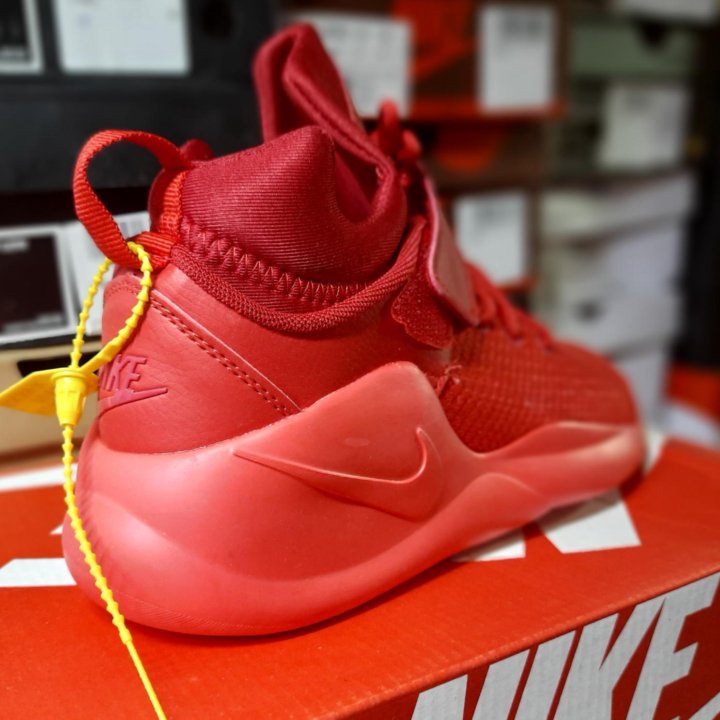 Nike kwazi red