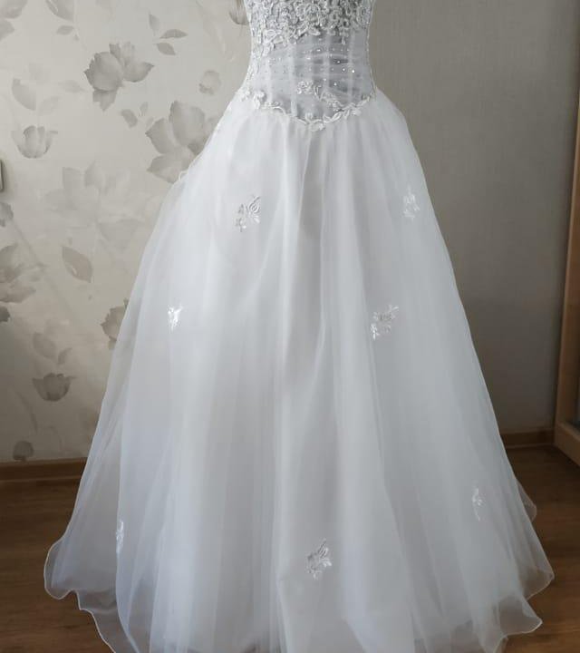 Свадебное платье