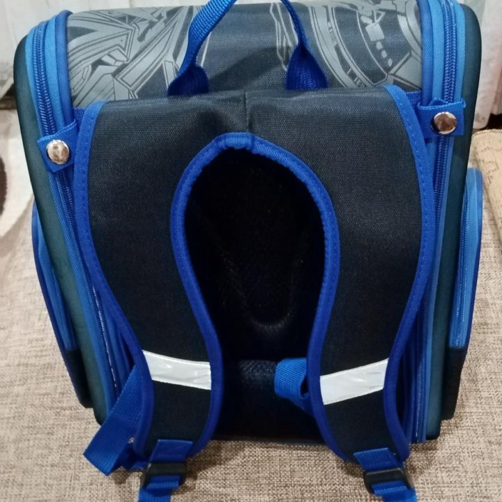 Новый рюкзак школьный ортопедический для мальчика