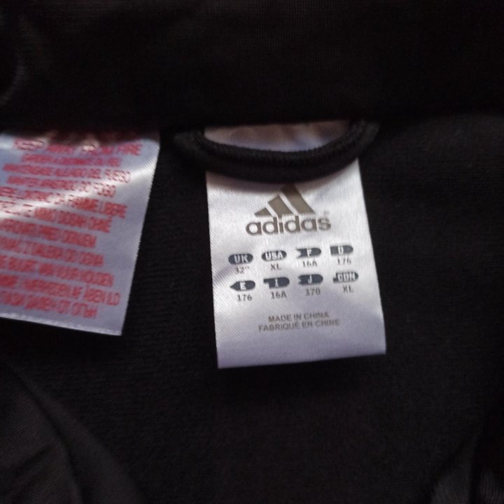 Спорт. Костюм Adidas XL.