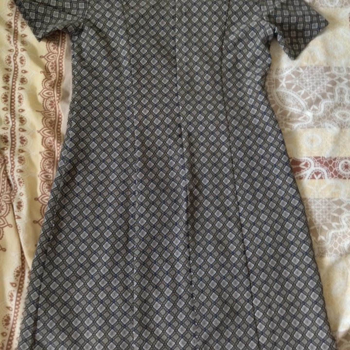 Платье 48 размера