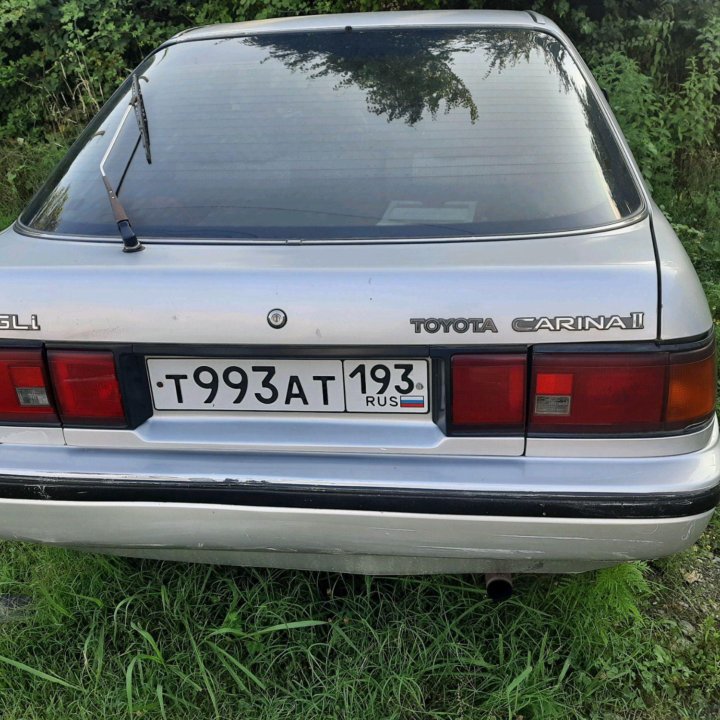 Toyota Carina, 1989