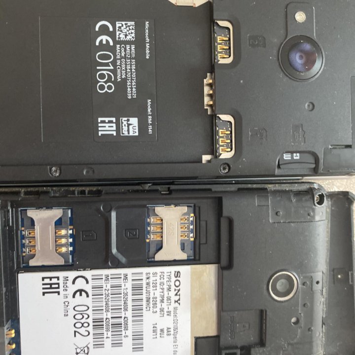 Sony Xperia E1 и Maicrosoft RM-1141