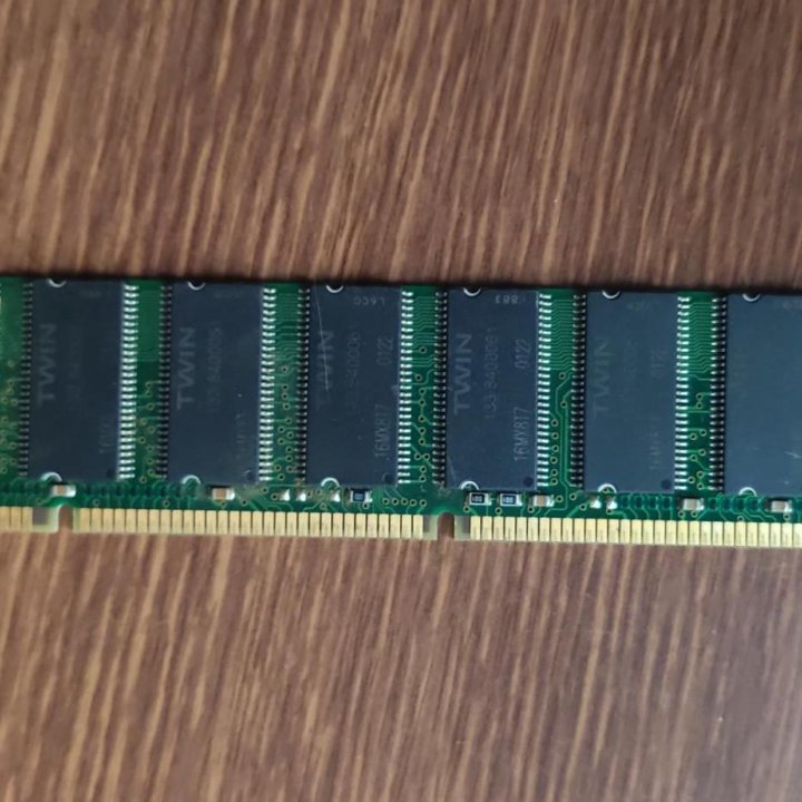 Модуль памяти TWIN 128MB PC133 8ch, x8 16MX8T7