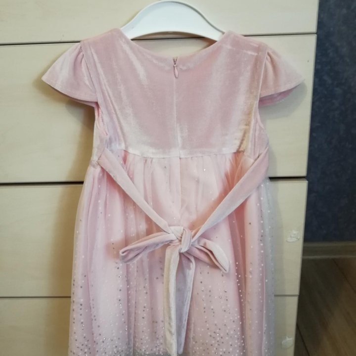 Платье нарядное для девочки