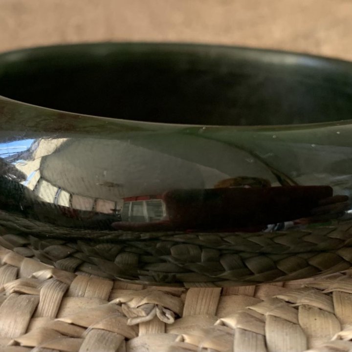 Нефритовый браслет