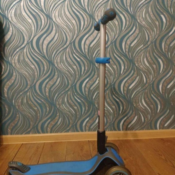 Самокат Glober