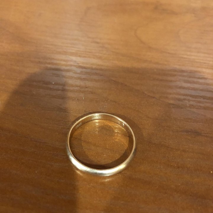 Обручальное кольцо золото