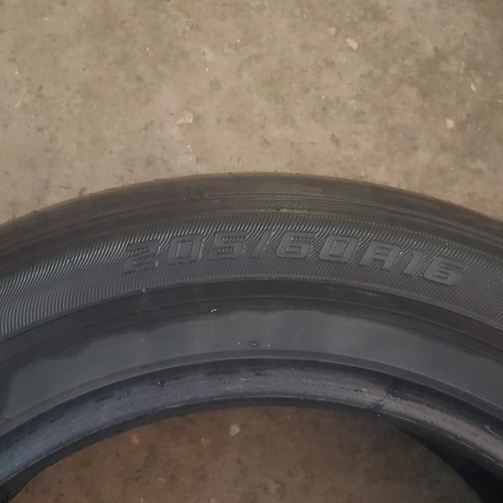 Dunlop 205 60 16