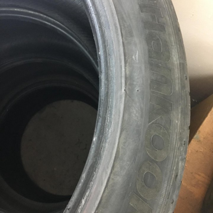 Продам 2 шины Hankook Ventus S1 evo2 275/40 R-20