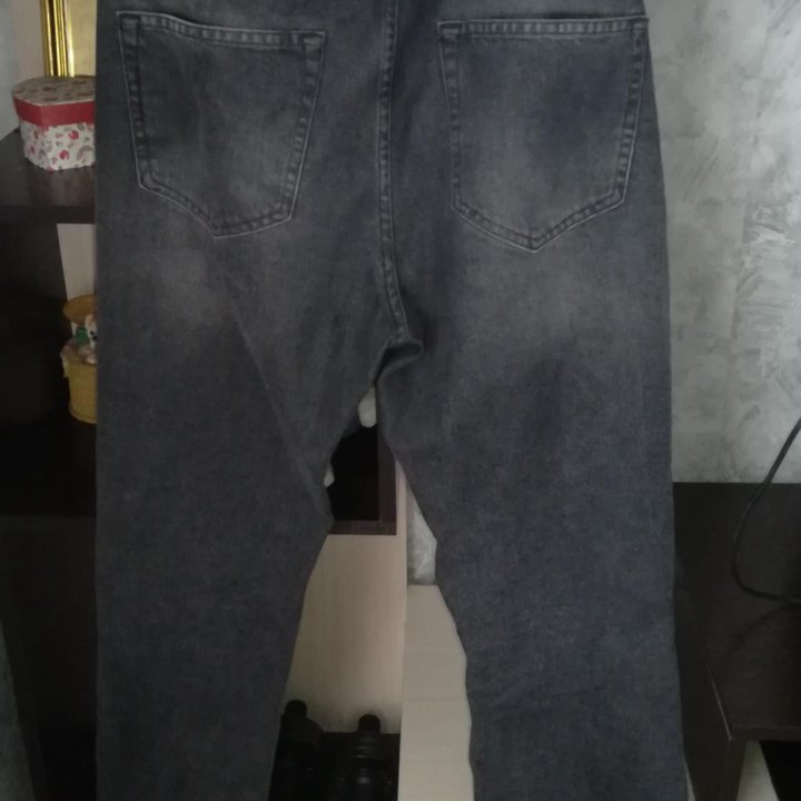 Новые мужские джинсы (г.Кронштадт)