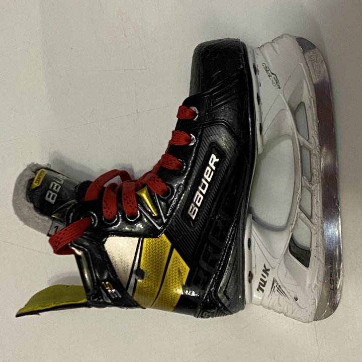 Хоккейные коньки Bauer Supreme 3s