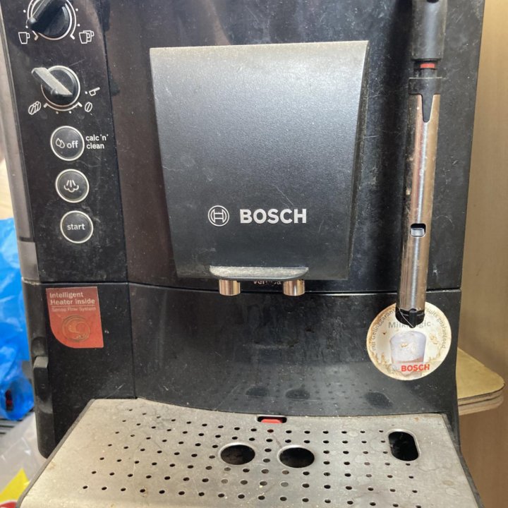 Кофемашина Bosch 501, требует ремонта.