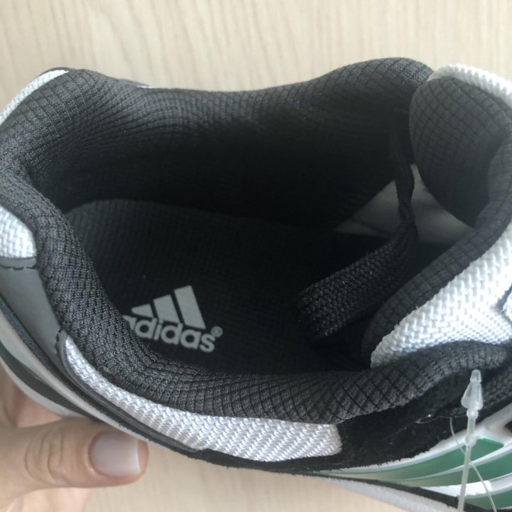 Кроссовки Adidas Equipment из 90-х годов