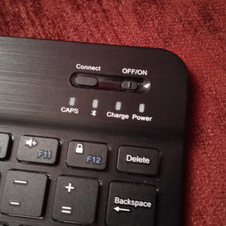 Клавиатура Bluetooth
