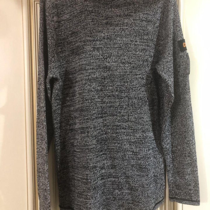 Свитер мужской