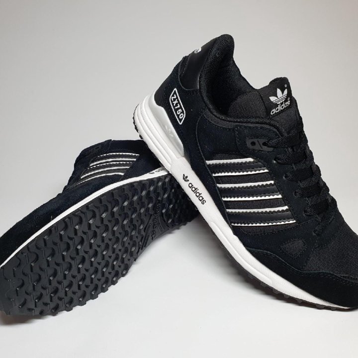 Кроссовки мужские Adidas ZX 750 (Размеры 40-45)