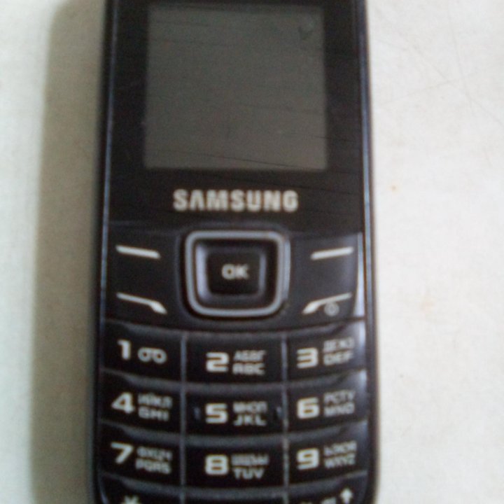 Samsung E1200М