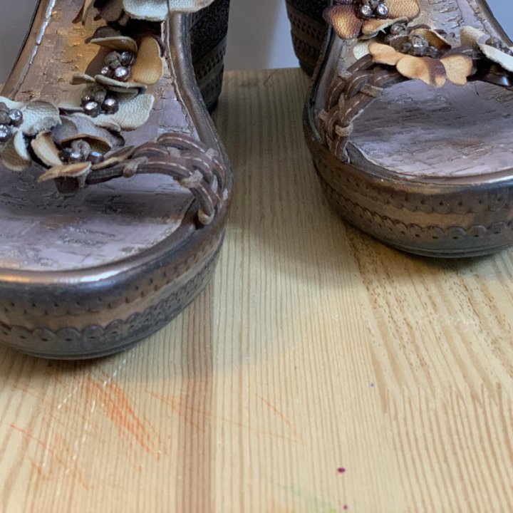 Босоножки Cherutti