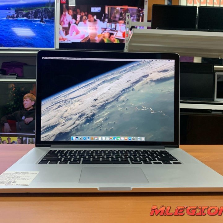 MacBook Pro 15/i7 4870/16GB/R9 M370X/256GB SSD