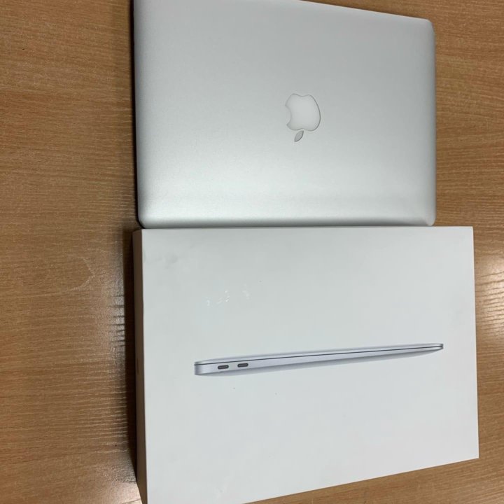 MacBook AIR/i5 5350/8GB/Intel HD/128GB SSD/13.3