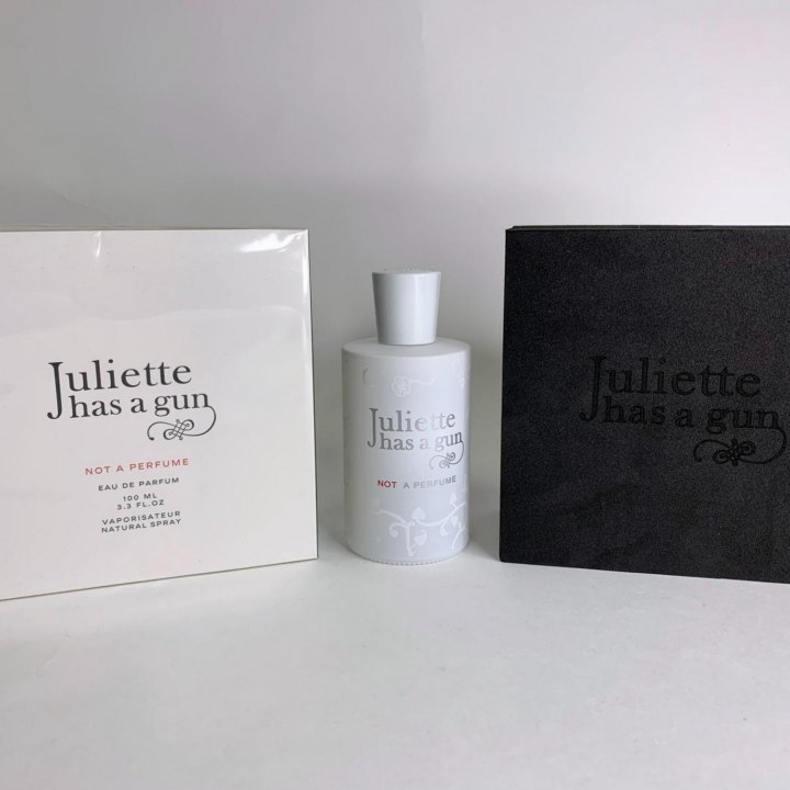 Julliet Has a Gun - Not a Perfume - 100 ml (Luxe)