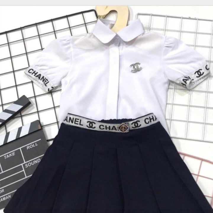 Школьная юбка и блузка