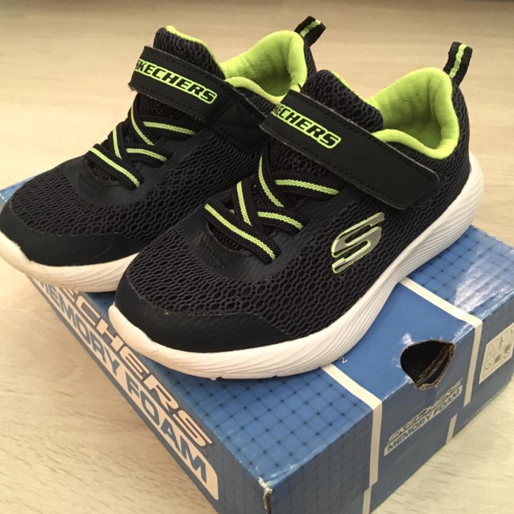 Кроссовки Skechers 24р